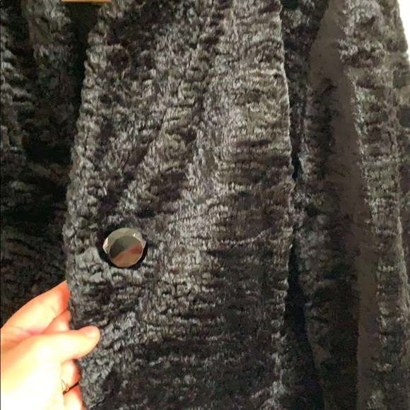 Ann Taylor teddy style fur jacket - Picture 3 of 4